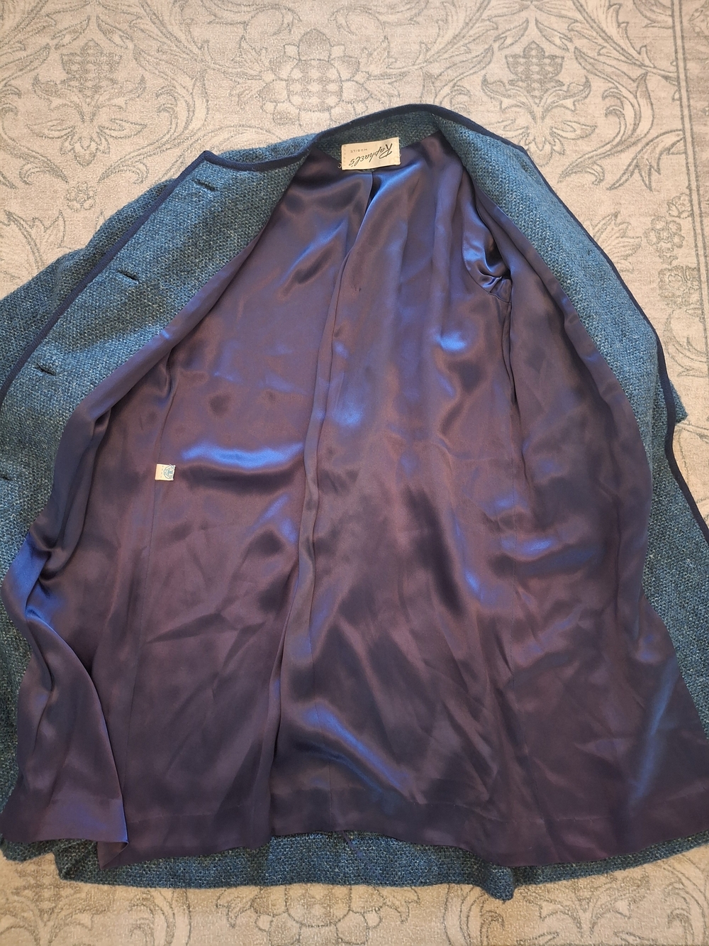Vintage 1960s Women's Blue Textured Trench Coat with Matching Scarf - Picture 5 of 8